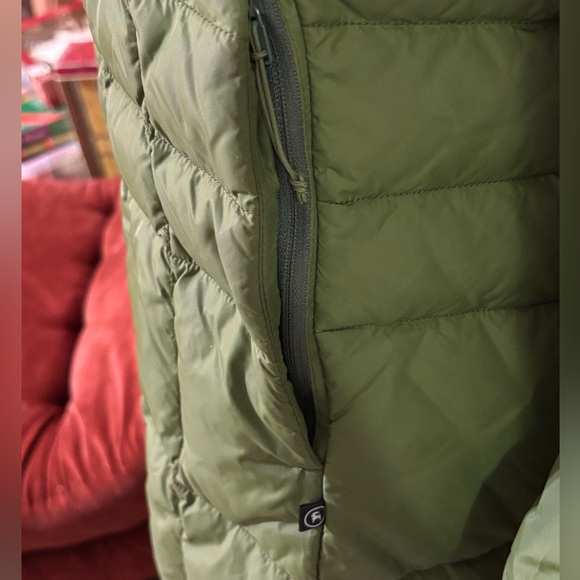 Green Hooded Down Puffer Coat - Picture 11 of 16